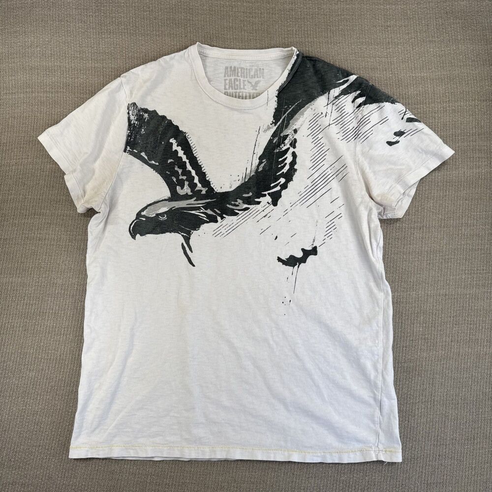 American Eagle Outfitters Men's Vintage Graphic T-Shirt Size Large Y2K Grunge